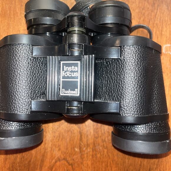 BUSHNELL SPORT PACK BINOCULARS, RADIO, HEADPHONES, GLASSES, CASE - Picture 3 of 11